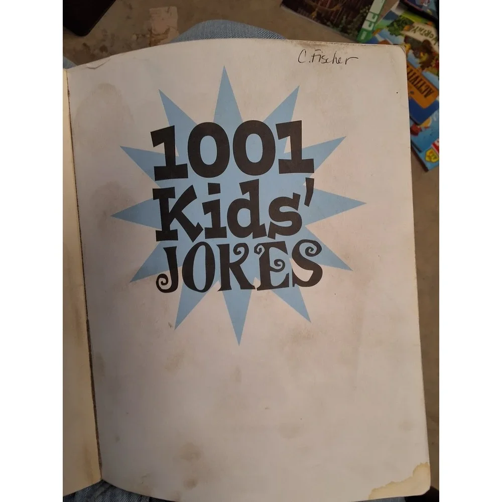 1001 Kids Jokes Giggle Yourself Silly Sandy Creek Paperback Book 9781435153103